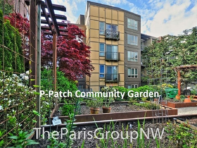 Building Photo - Perfect Bright 1BR 733sf CapHill Condo!! 9...