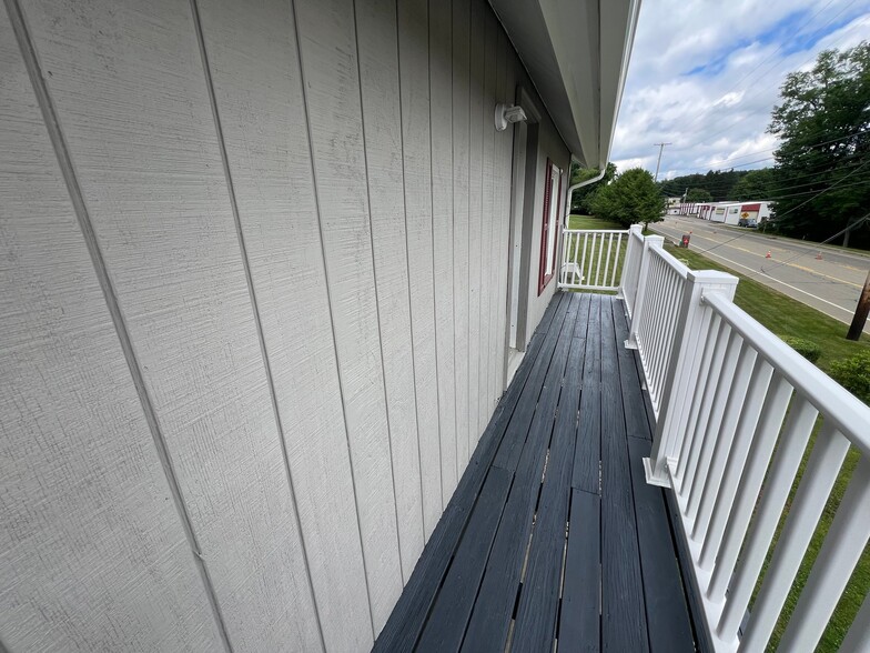 Building Photo - 3741 PA-257