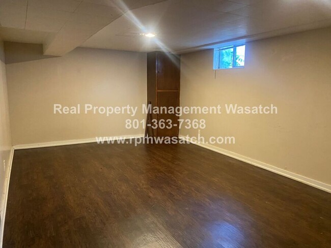 Building Photo - $500 Off Move In Special on This Spacious ...