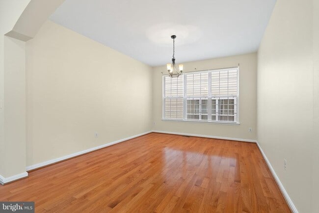 Building Photo - 15433 Leeds Hill Way