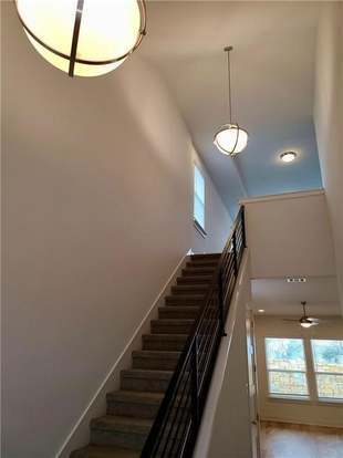 Building Photo - 1265 Summerbrooke Cir