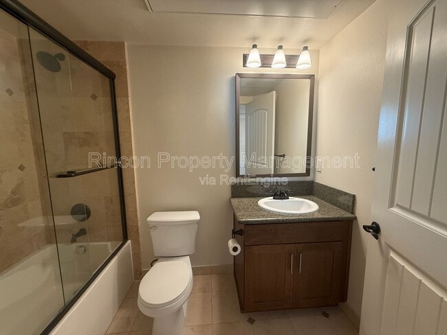 Building Photo - 130 N Garden St