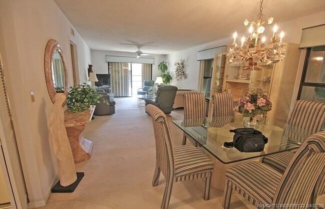 Building Photo - 300 SW South River Dr