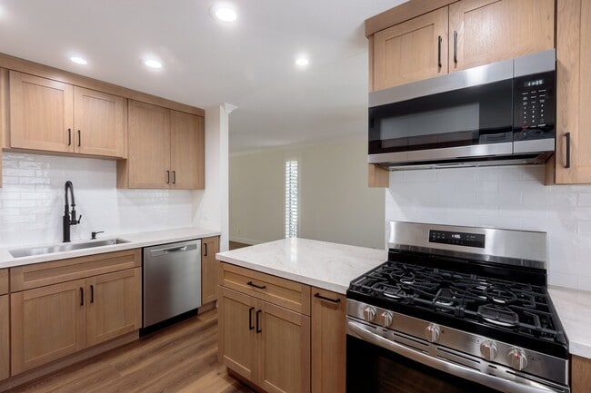 Building Photo - 21901 Lassen St