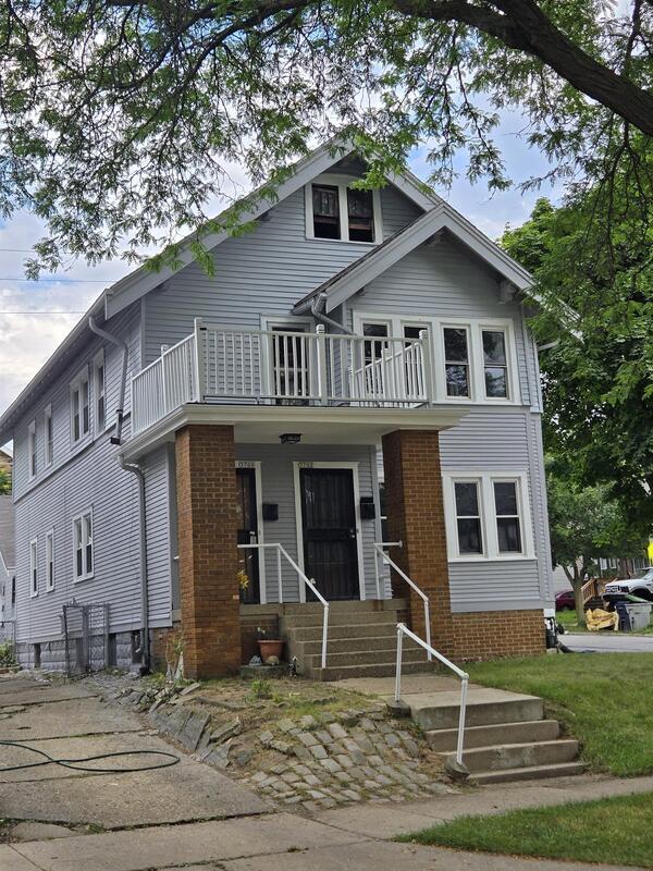 Building Photo - 3700 N 24th Pl