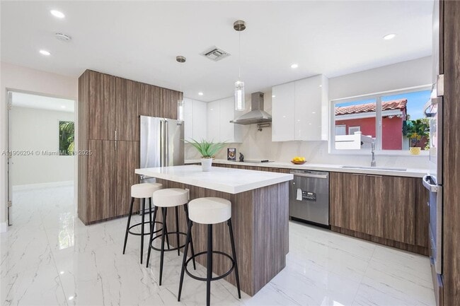 Building Photo - 1510 Coolidge St