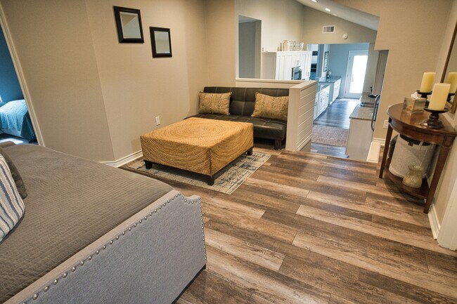 Building Photo - 1288 County Rd 297