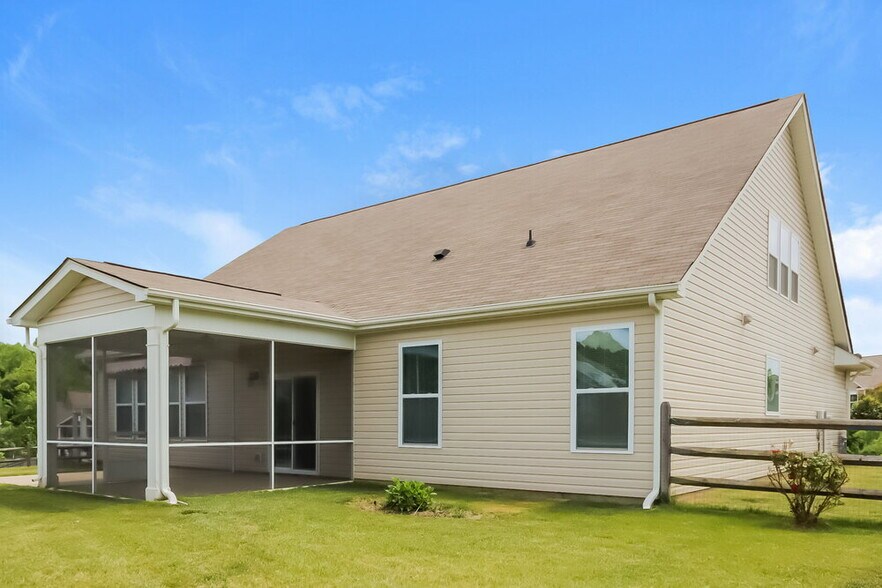 Building Photo - 1326 Aurora Ct
