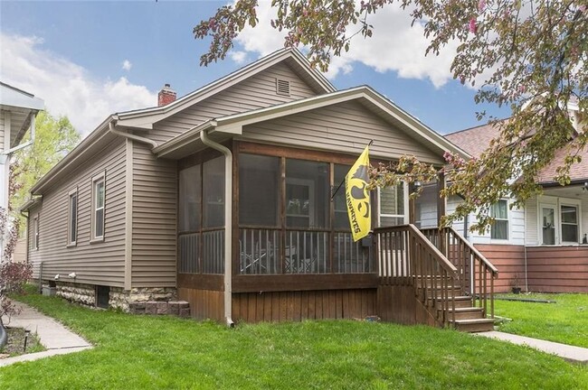 Building Photo - NE Side 3 Bedroom near Coe and I380