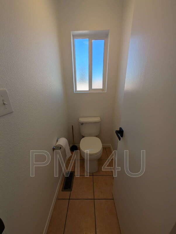 Building Photo - 7105 Casa Elena Dr NE