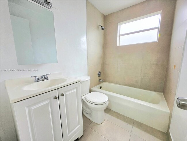 Building Photo - 3770 SW 59th Ave