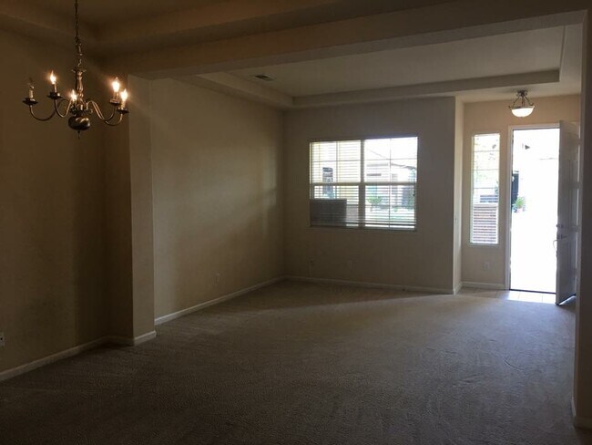 Building Photo - 5513 Goldseive Dr