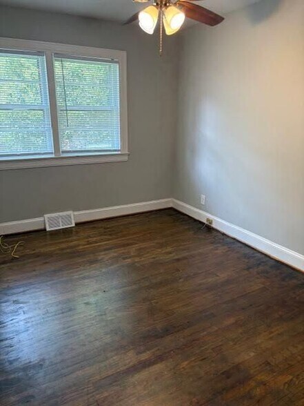 Building Photo - 114 N Meade St