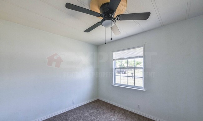 Building Photo - 1402 Elyse Dr