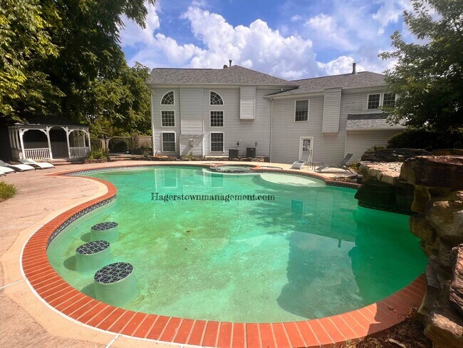 Building Photo - 11507 Rolling Green Ct