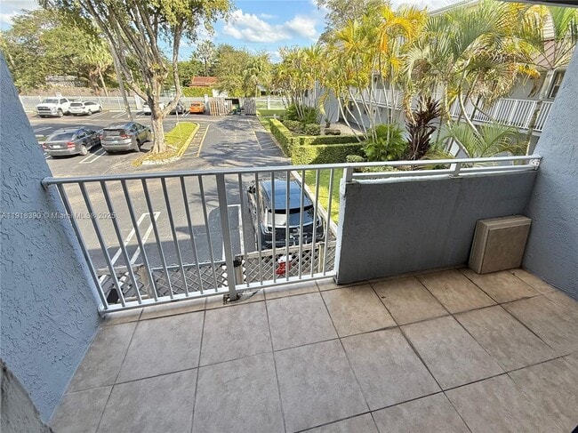 Building Photo - 4600 SW 67th Ave