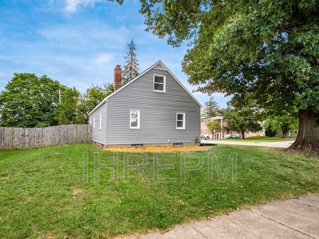Building Photo - 761 Demorest Rd