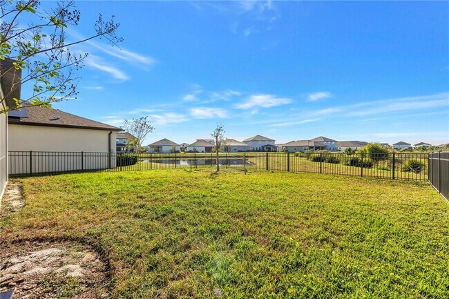 Building Photo - 8527 Abalone Loop