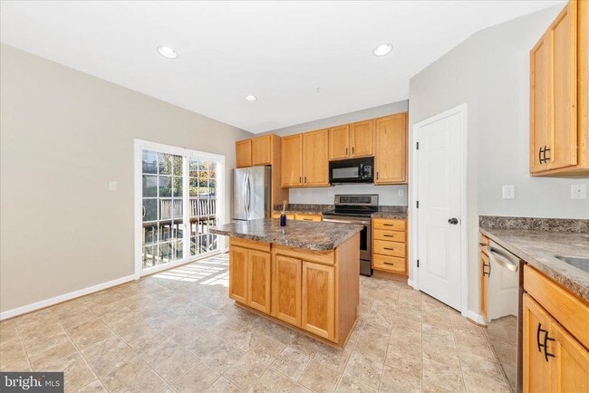 Building Photo - 1812 Reading Ct