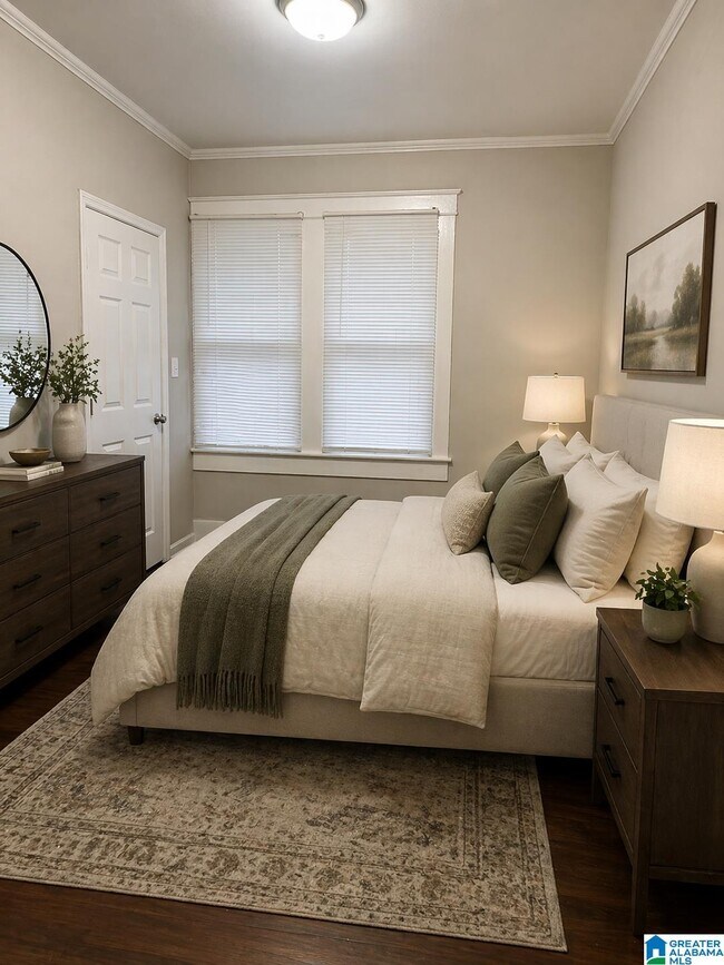 Building Photo - 1731 Exeter Ave