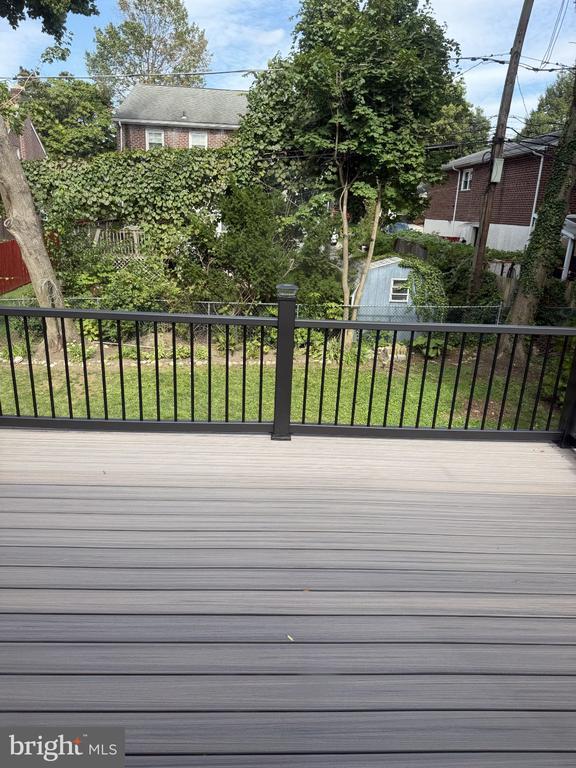 Building Photo - 635 Lukens Ave