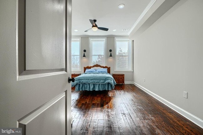 Building Photo - 2630 E Baltimore St