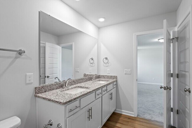 Building Photo - 14616 Ravenel Dr