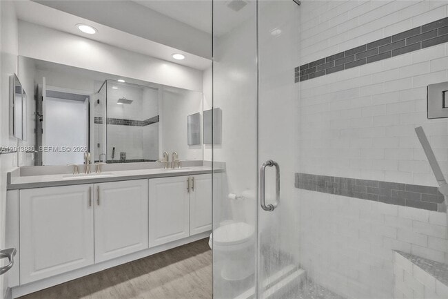 Building Photo - 808 SW 147th Ave