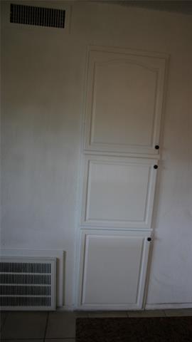 Building Photo - 2416 Majestic Dr