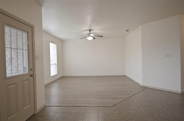 Building Photo - 2908 Bahar Dr