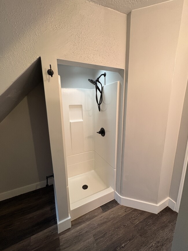 Building Photo - 3438 Greenwood Blvd