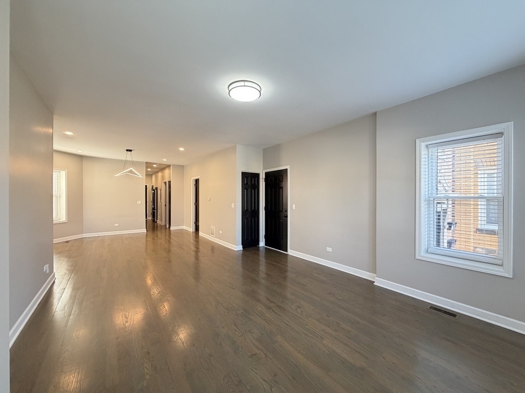 Building Photo - 3131 N Marmora Ave