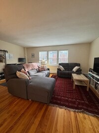 Building Photo - 31 Hammond Pond Pky