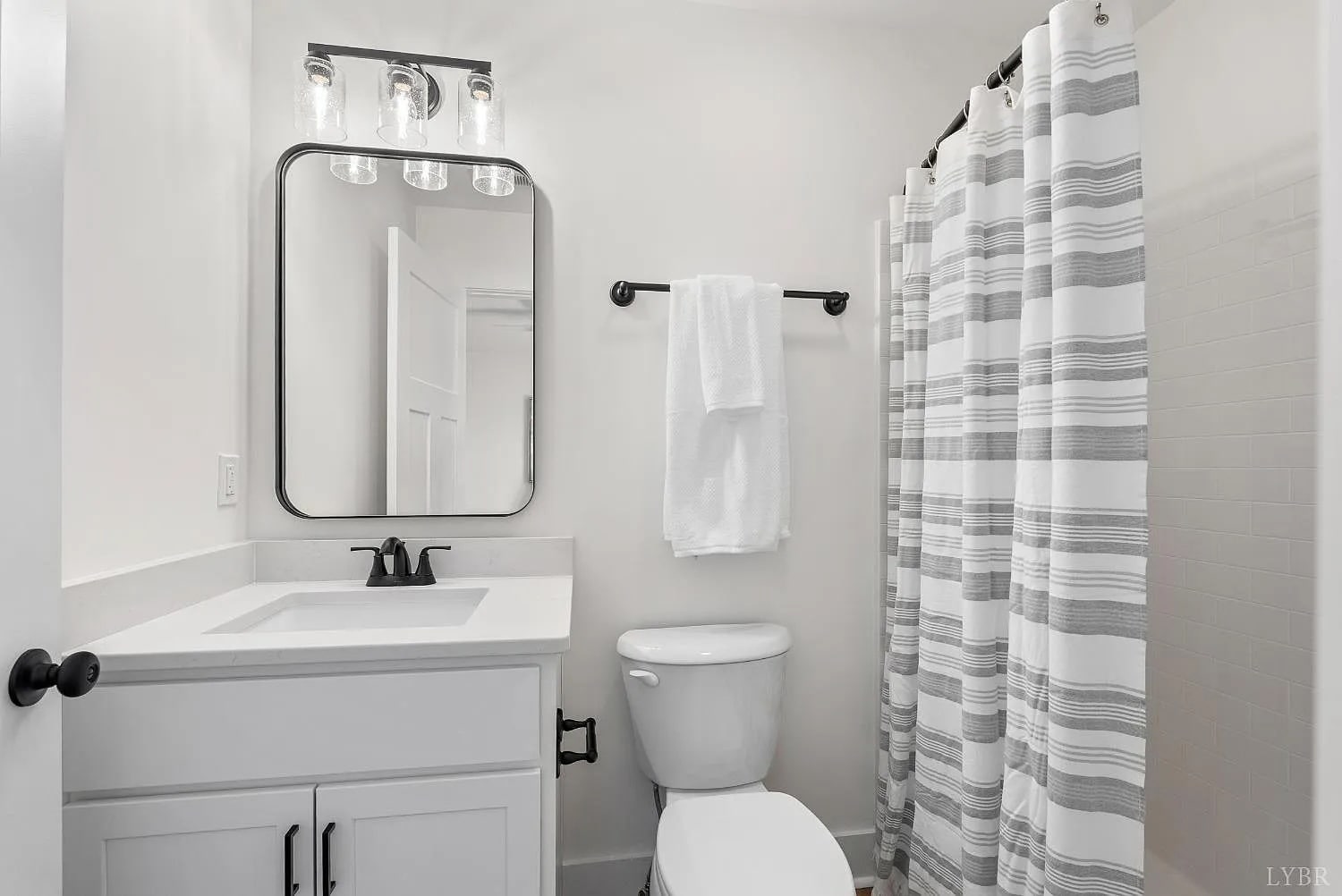 Building Photo - 1600 Wards Ferry Rd