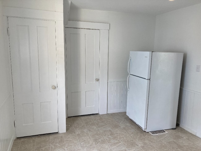 Building Photo - 8 Horne St