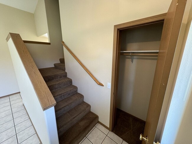 Building Photo - Backyard Oasis: 3 Bedroom 2 Bath House Ava...