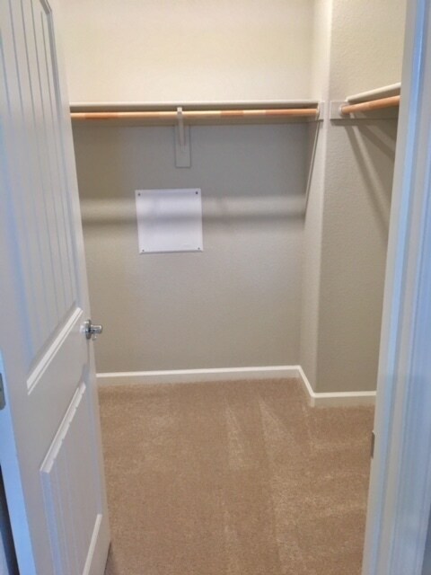 Building Photo - Natomas Crossing Nearly New Rental w/4 Bedrooms