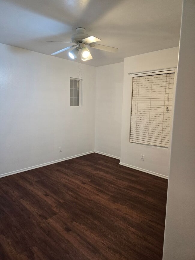 Building Photo - ***OPEN HOUSE 2/15/2026 11am-12pm ***Ready Now! 4bed 3bath