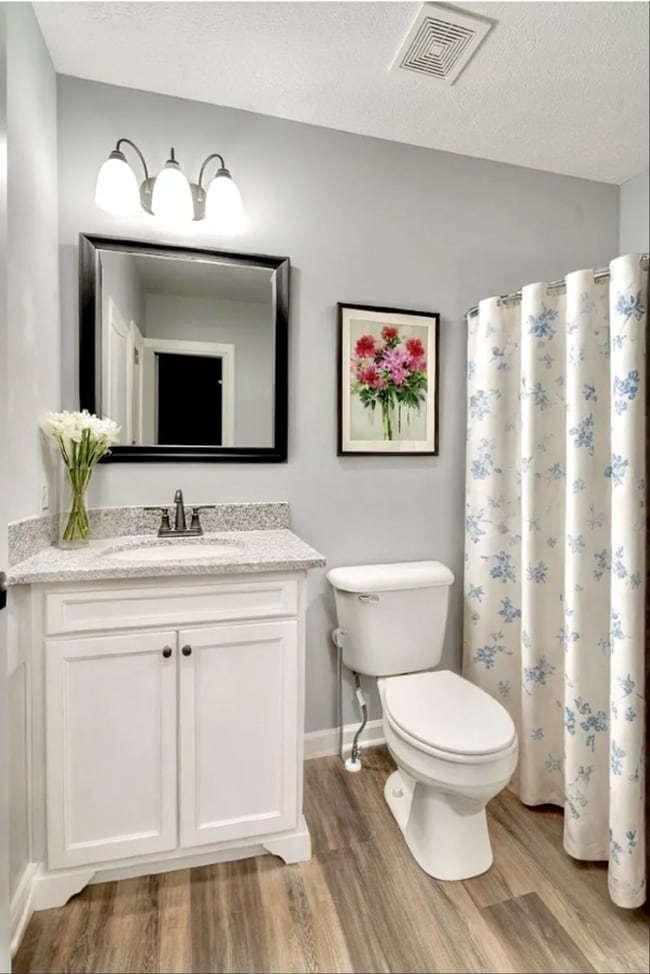 Building Photo - Pristine 3 Bed, 2 Bath Rental Built in 2022!