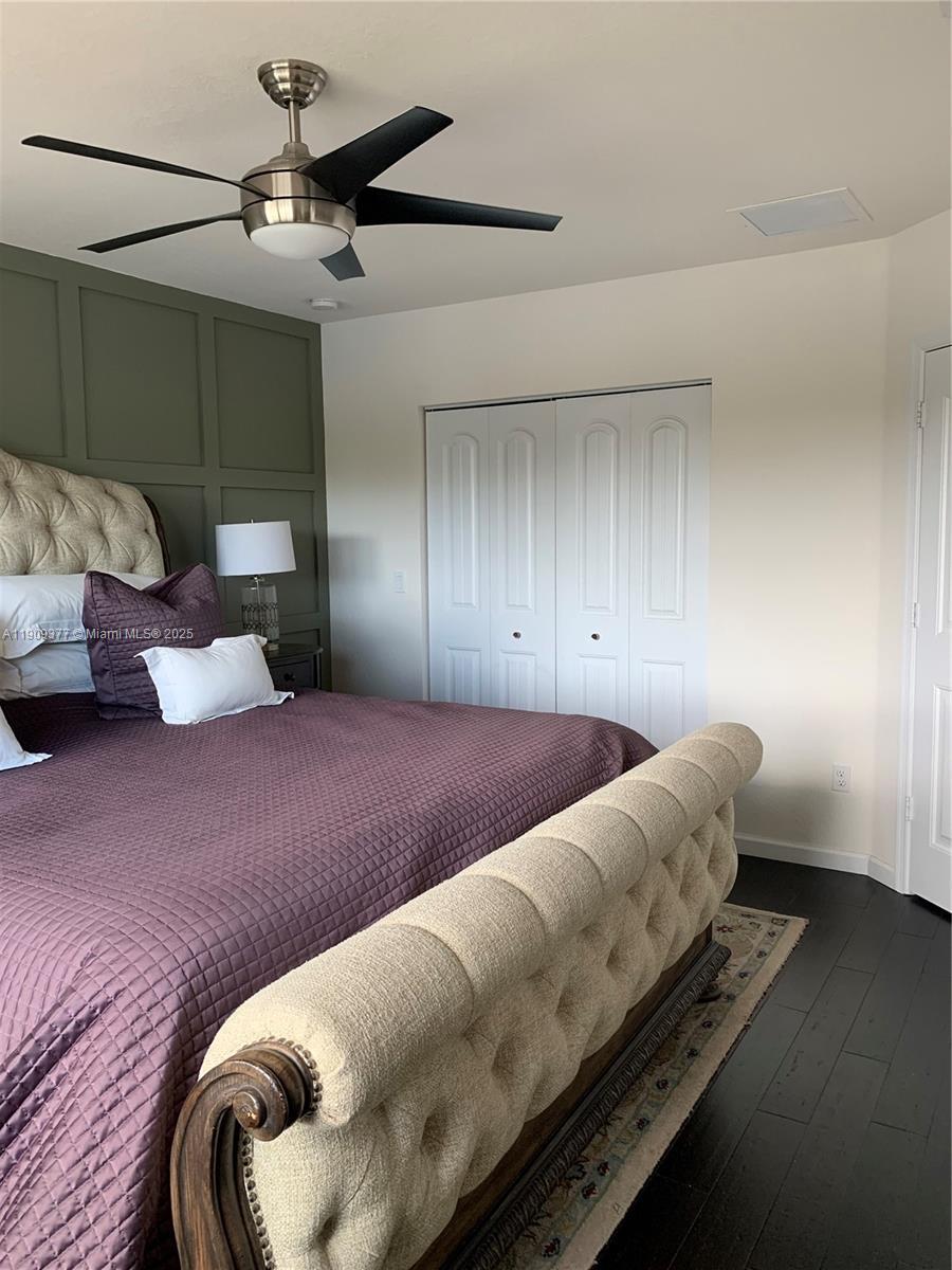 Building Photo - 4812 Foxtail Palm Ct