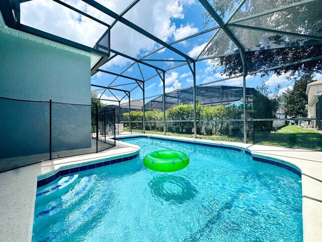 Building Photo - 160 Minniehaha Cir