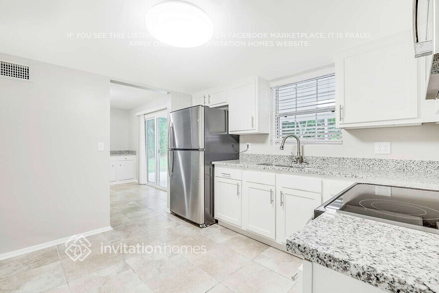 Building Photo - 2607 Hugh Edwards Dr