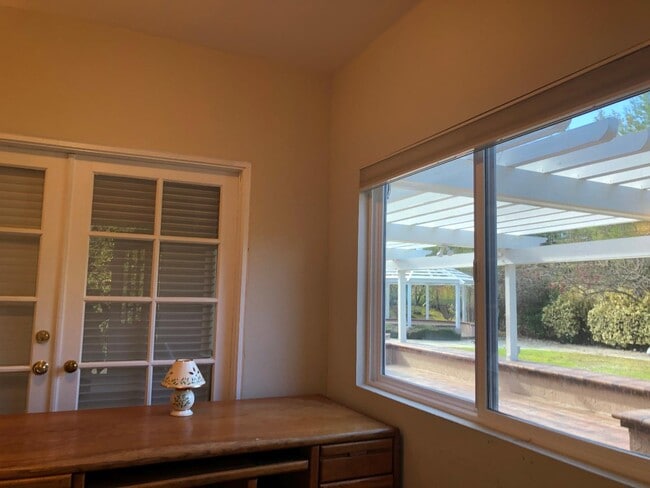 Building Photo - 12393 Beauchamps Ln