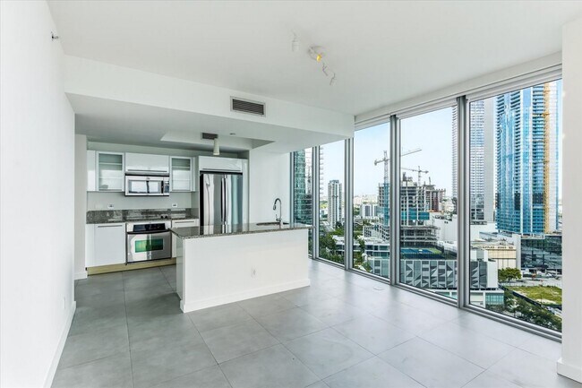 Building Photo - 888 Biscayne Blvd