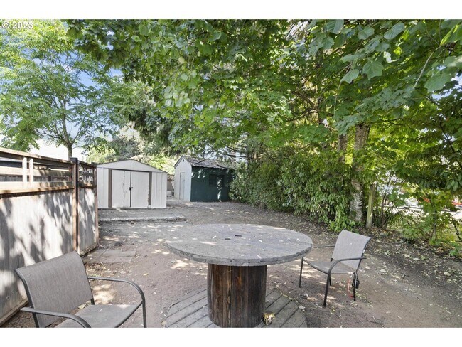 Building Photo - 3Bd/1Ba Mid Century Home In Canby~ A/C, 2 Additional Storage, and Spacious Yard!!!