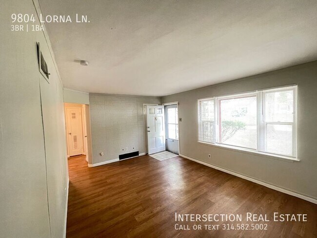 Building Photo - Charming 3 Bedroom Ranch Home with Fenced ...