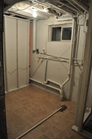 Building Photo - 1071 W 10550 S