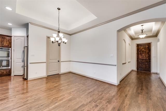 Building Photo - 1025 Pampa Dr