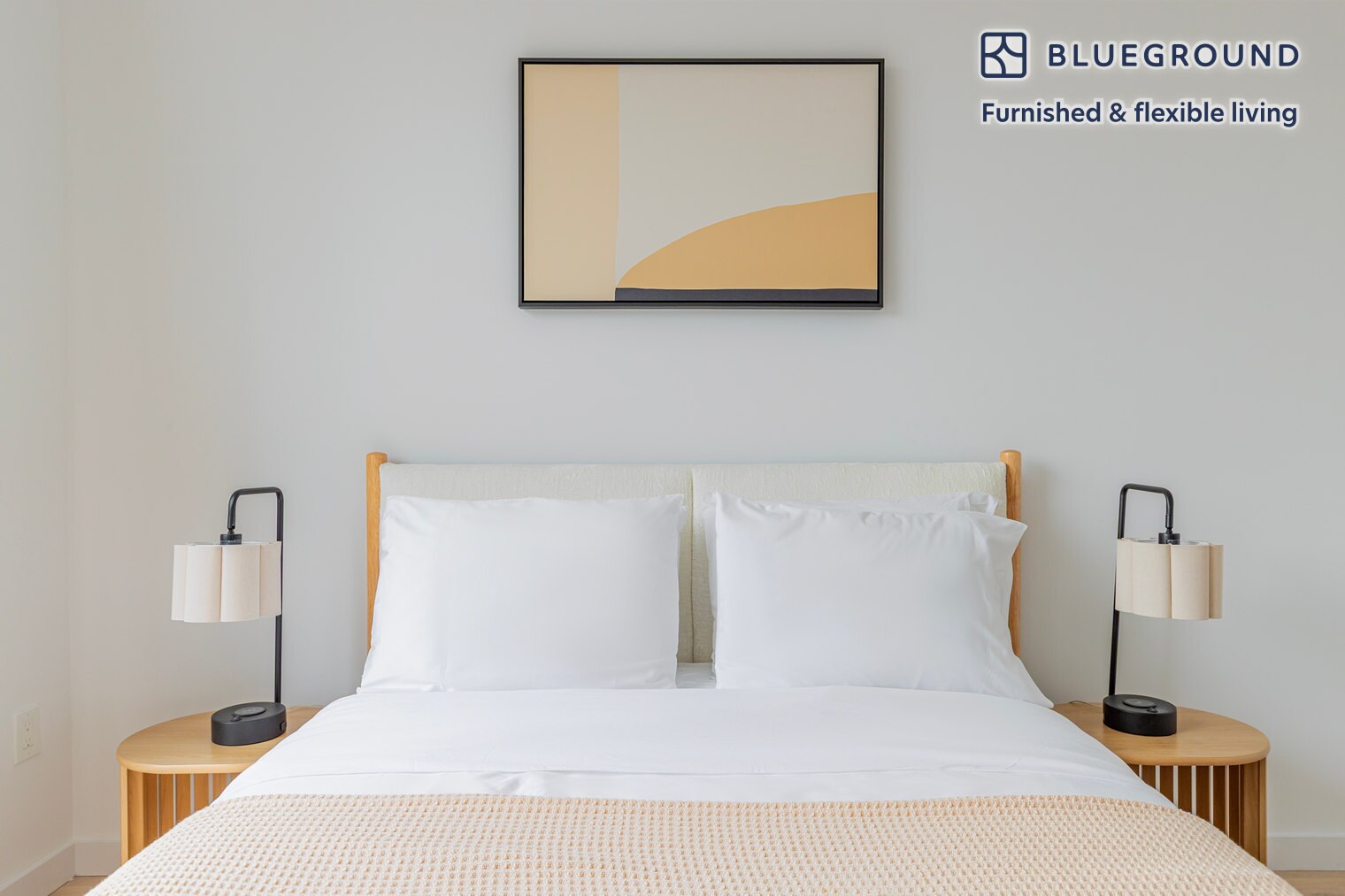 Building Photo - 425 3rd St