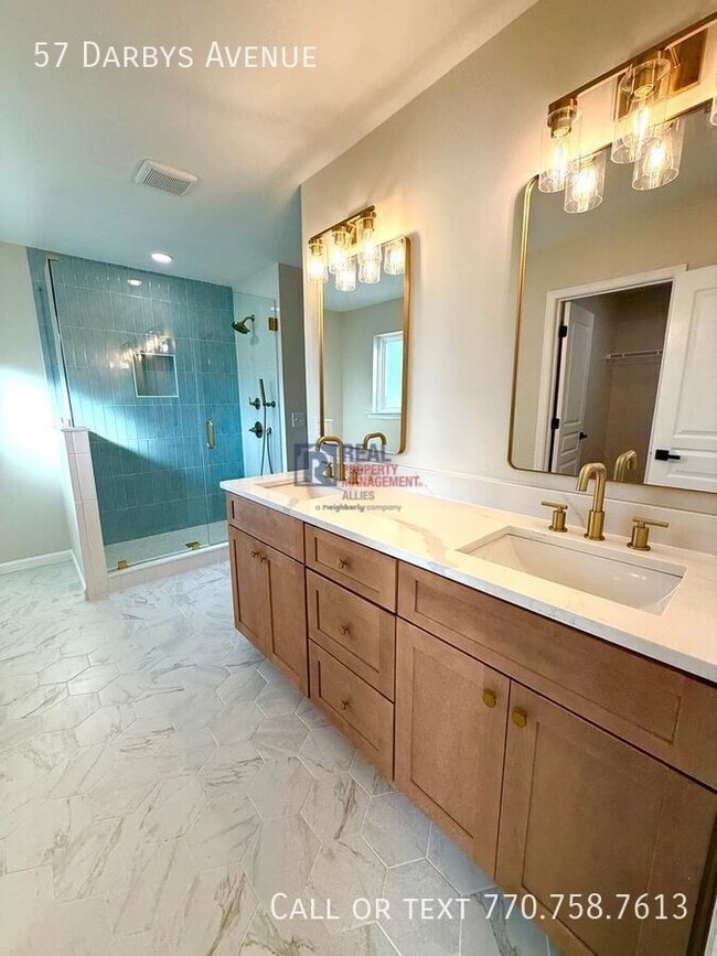 Building Photo - 57 Darbys Ave